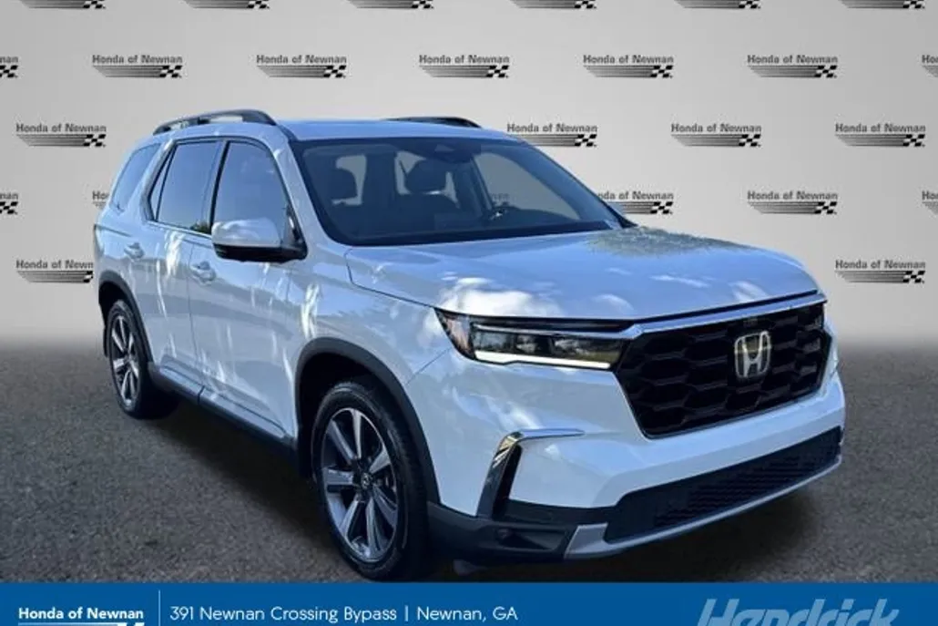 2023 Honda Pilot Elite photo 1