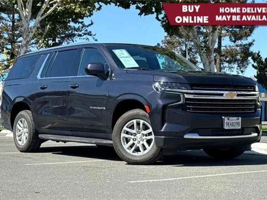 2024 Chevrolet Suburban Base photo 1