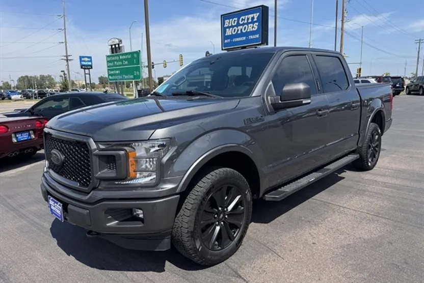 2020 Ford F-150 XLT photo 1