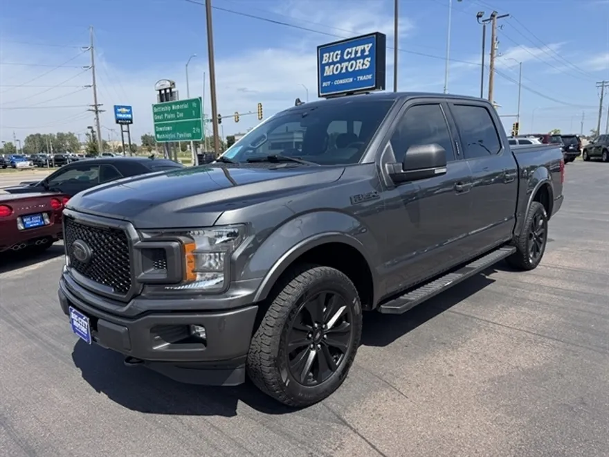 2020 Ford F-150 XLT photo 1