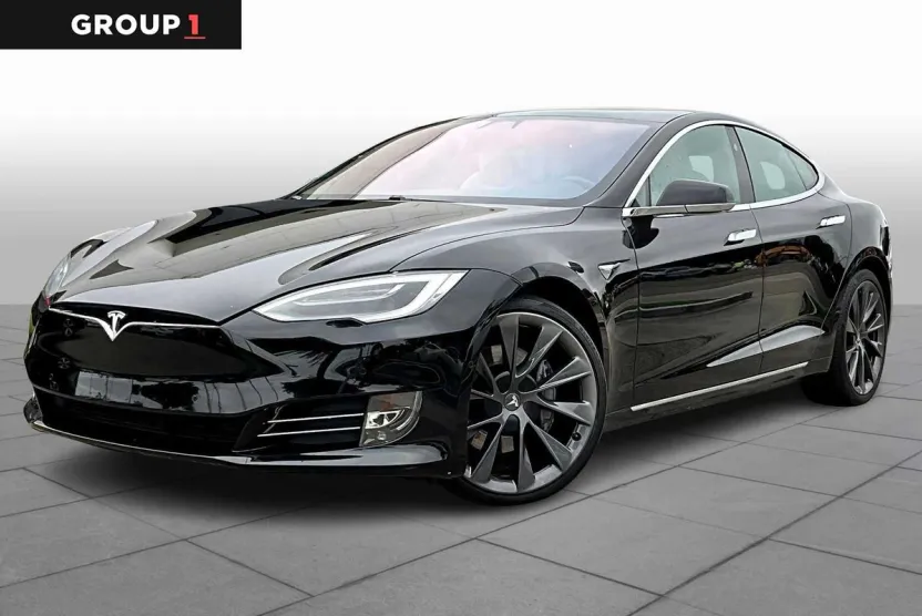2021 Tesla Model S Long Range Plus photo 1