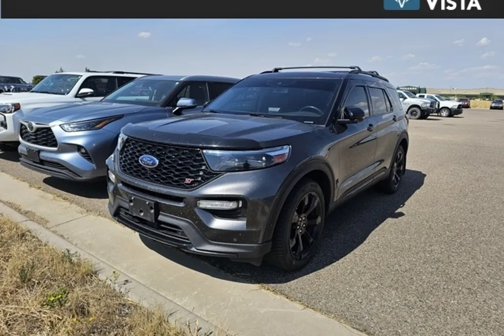 2020 Ford Explorer ST photo 1