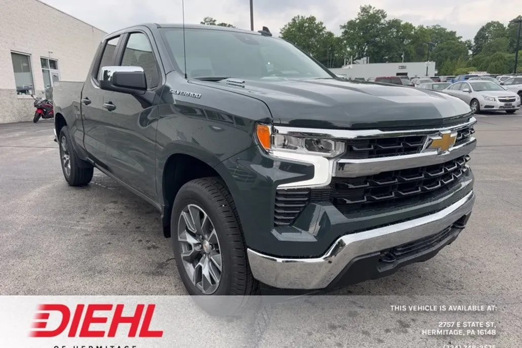 2025 Chevrolet Silverado 1500 LT photo 1