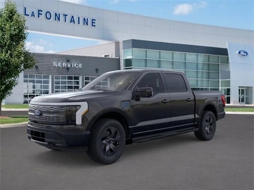 2025 Ford F-150 Lightning Lariat photo 1