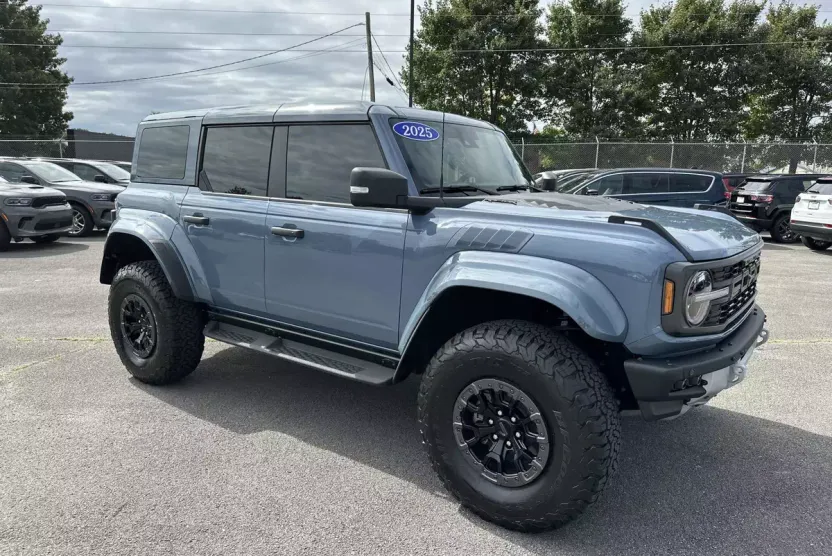 2025 Ford Bronco Raptor photo 1