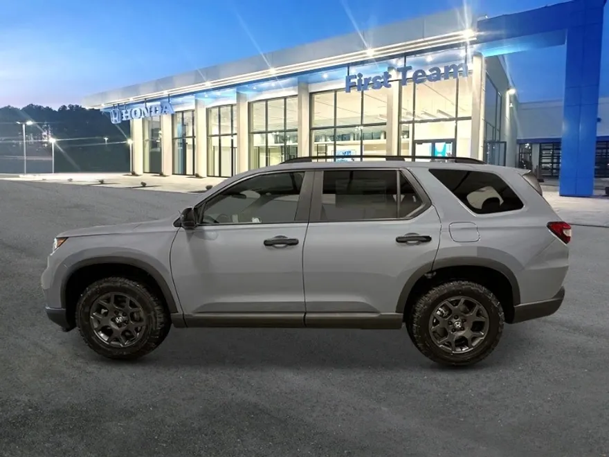 2025 Honda Pilot TrailSport photo 1