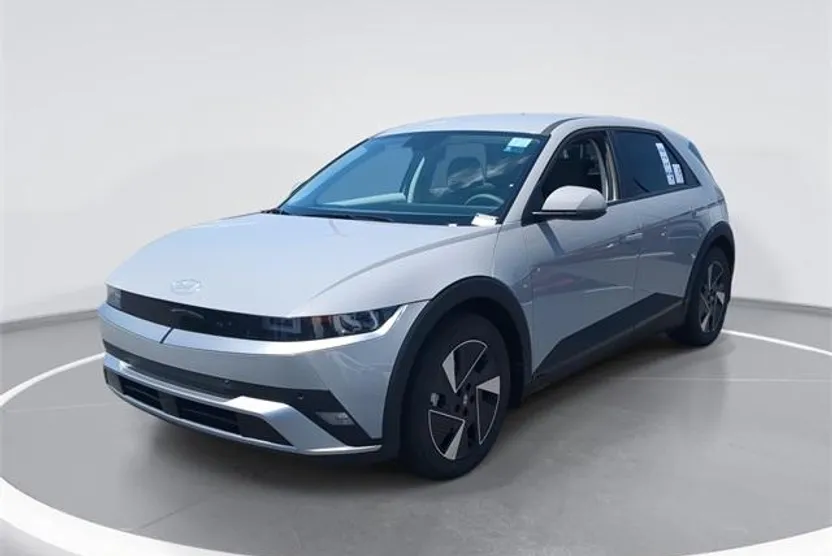 2025 Hyundai Ioniq 5 SE photo 1