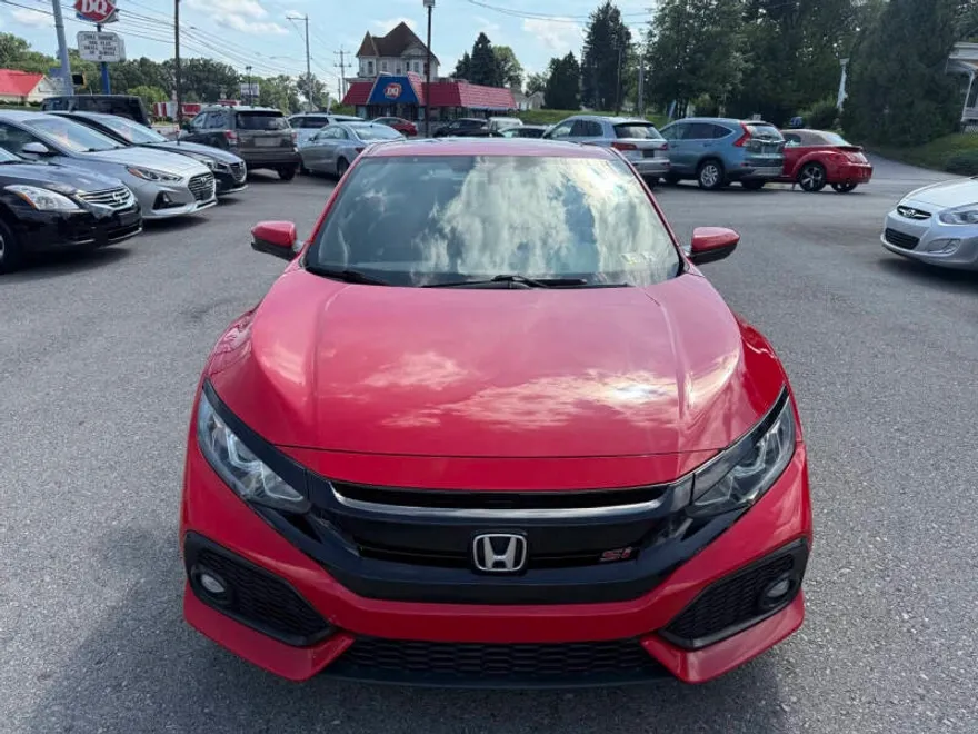 2018 Honda Civic Si photo 1