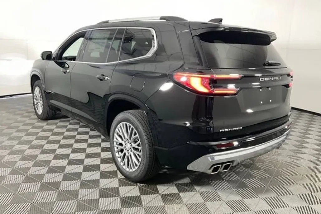 2025 Gmc Acadia Denali photo 1