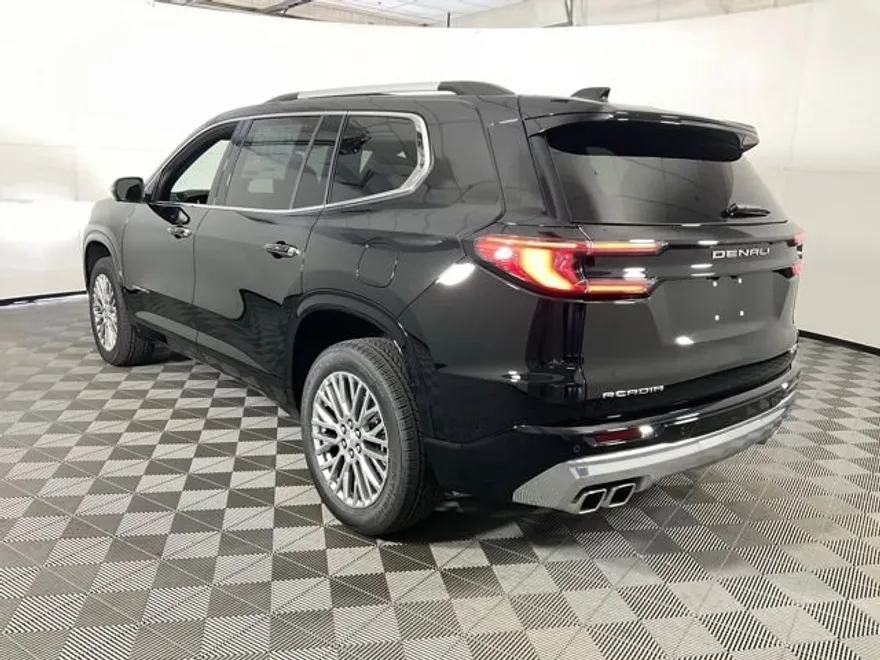 2025 Gmc Acadia Denali photo 1