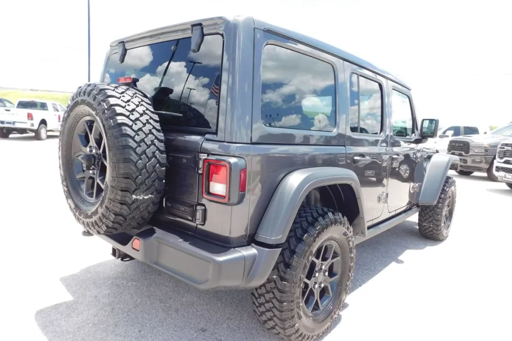2025 Jeep Wrangler Willys photo 1