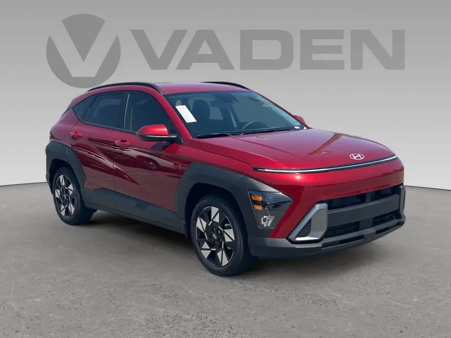 2025 Hyundai Kona SEL photo 1