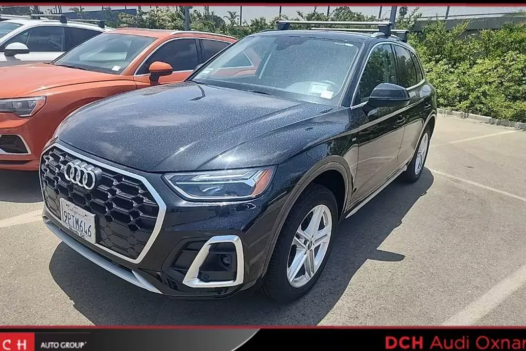 2024 Audi Q5 S line Premium Plus photo 1