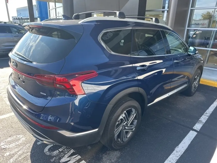 2022 Hyundai Santa Fe SEL photo 1