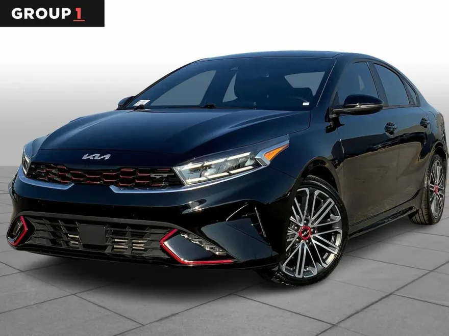 2022 Kia Forte GT photo 1