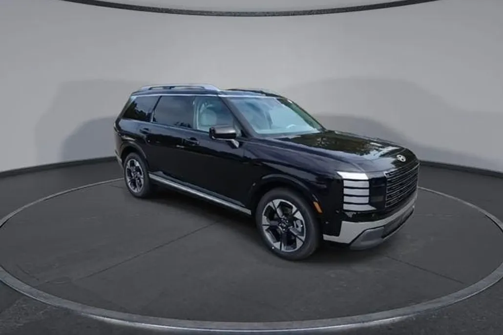 2026 Hyundai Palisade Limited photo 1