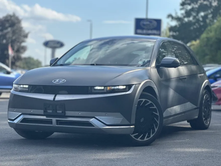 2022 Hyundai Ioniq 5 Limited photo 1
