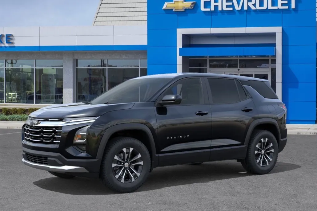 2026 Chevrolet Equinox LT photo 1
