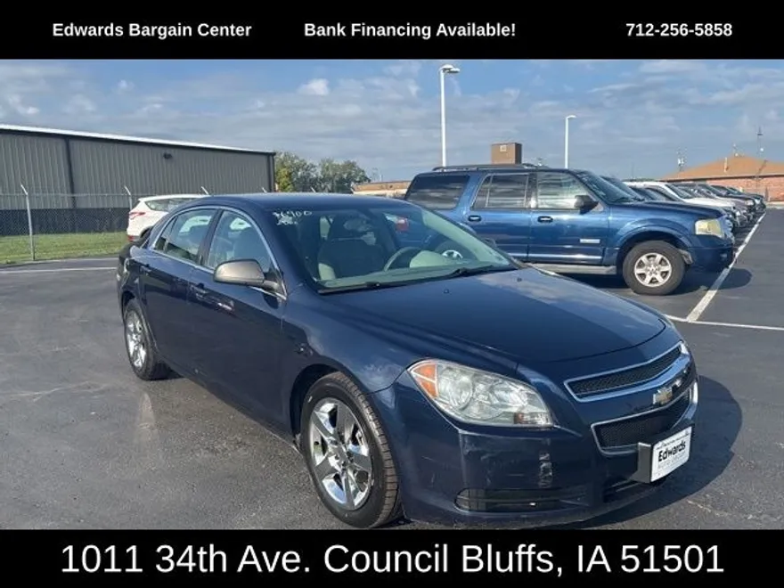 2010 Chevrolet Malibu LS photo 1