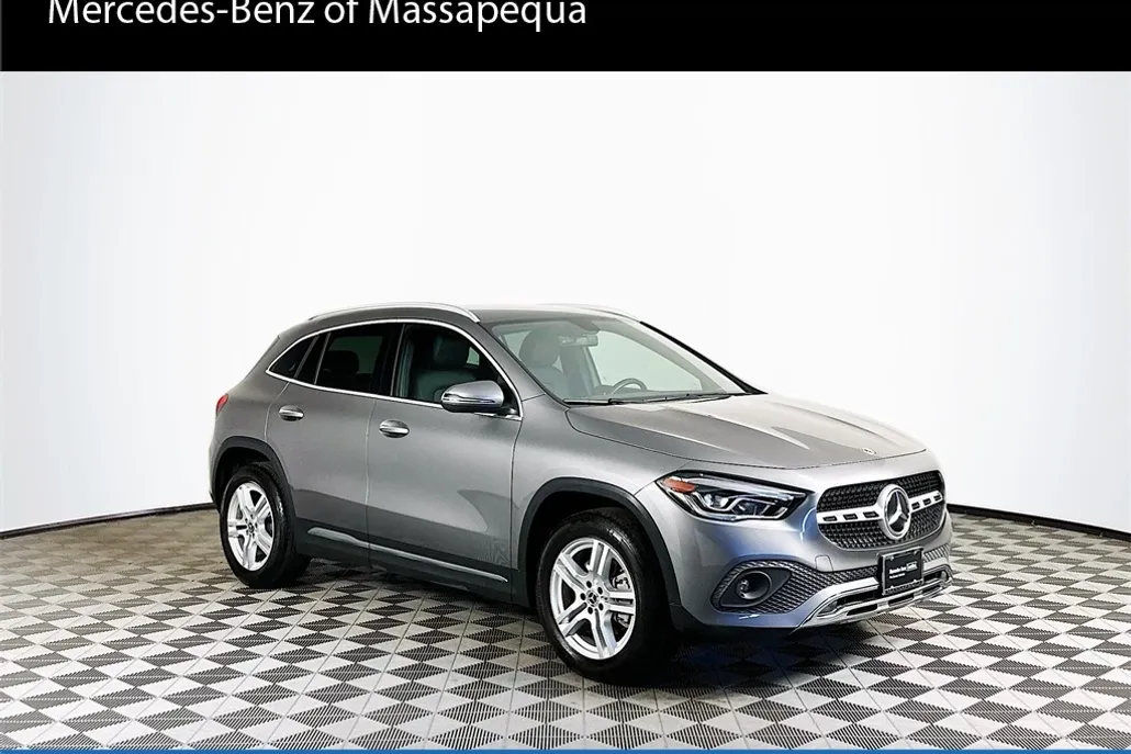 2021 Mercedes Benz GLA 250 4MATIC photo 1