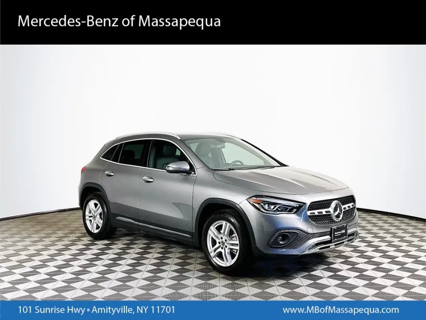 2021 Mercedes Benz GLA 250 4MATIC photo 1