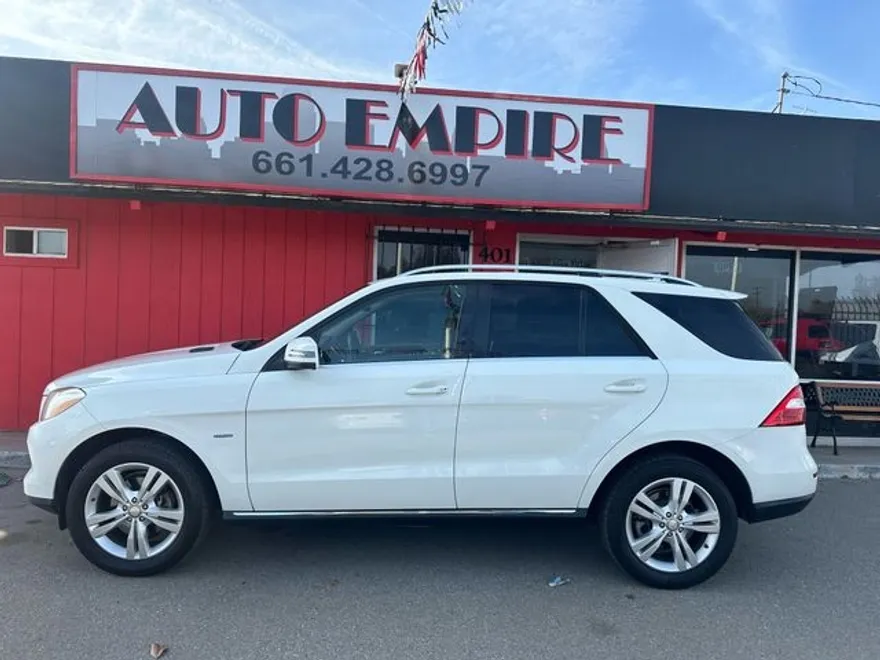 2012 Mercedes Benz ML 350 4MATIC photo 1