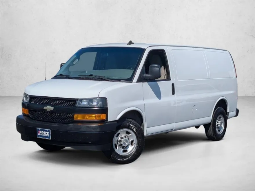 2020 Chevrolet Express 2500 Work Cargo Van photo 1