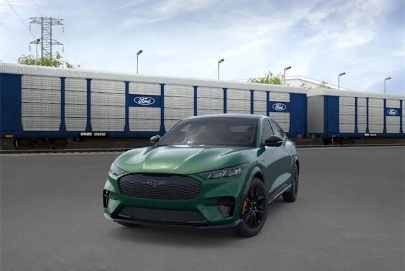 2025 Ford Mustang Mach-E Premium photo 1
