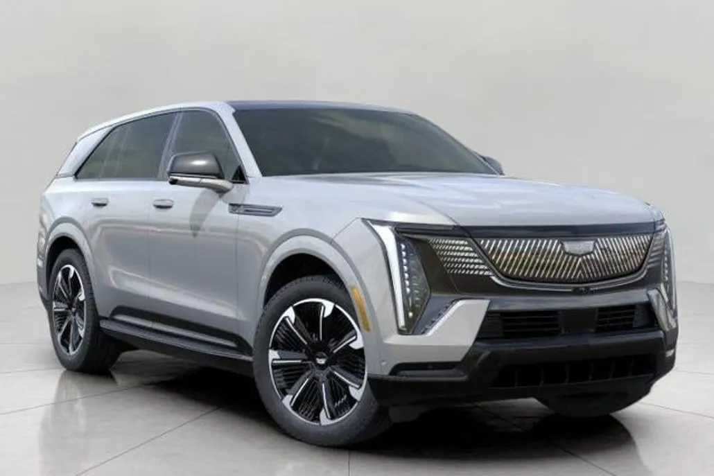 2025 Cadillac Escalade IQ Sport photo 1