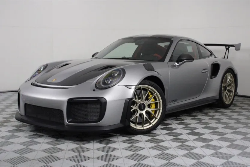 2018 Porsche 911 GT2 RS photo 1