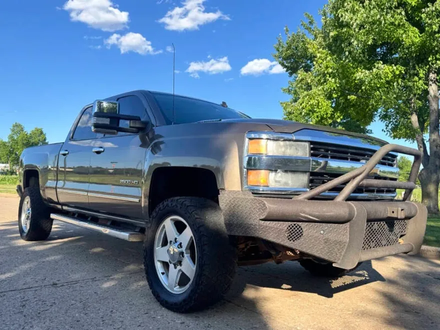 2015 Chevrolet Silverado 2500HD LTZ photo 1