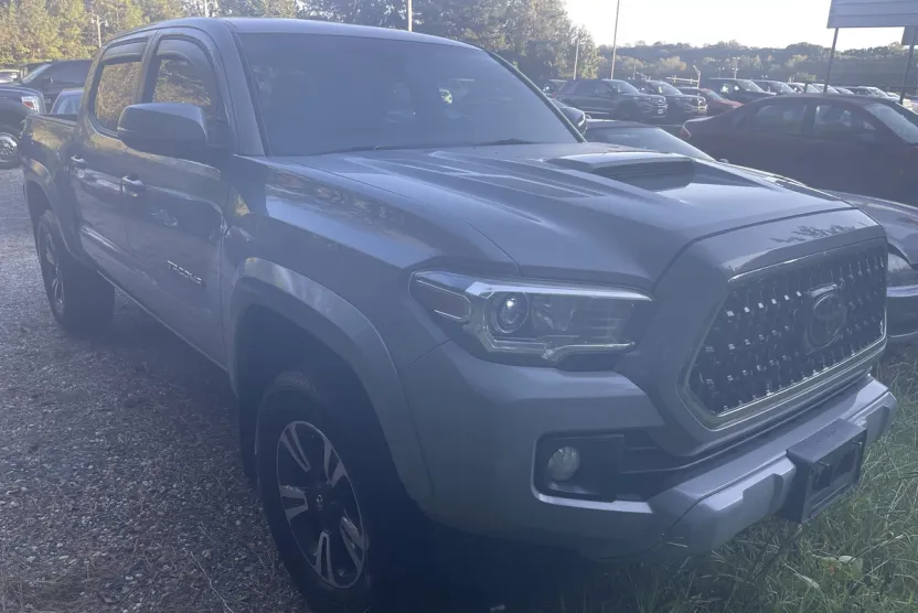 2019 Toyota Tacoma 4x4 TRD Off-Road V6 photo 1