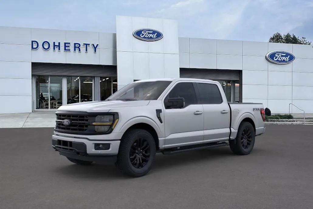 2025 Ford F-150 XLT photo 1