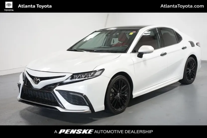 2022 Toyota Camry XSE photo 1
