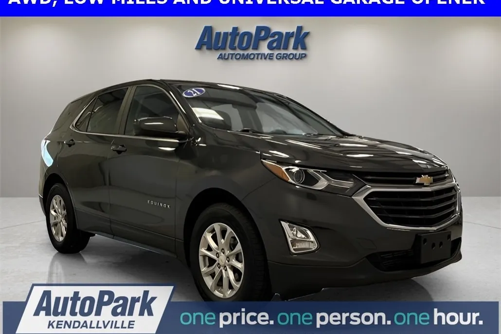 2021 Chevrolet Equinox LT photo 1
