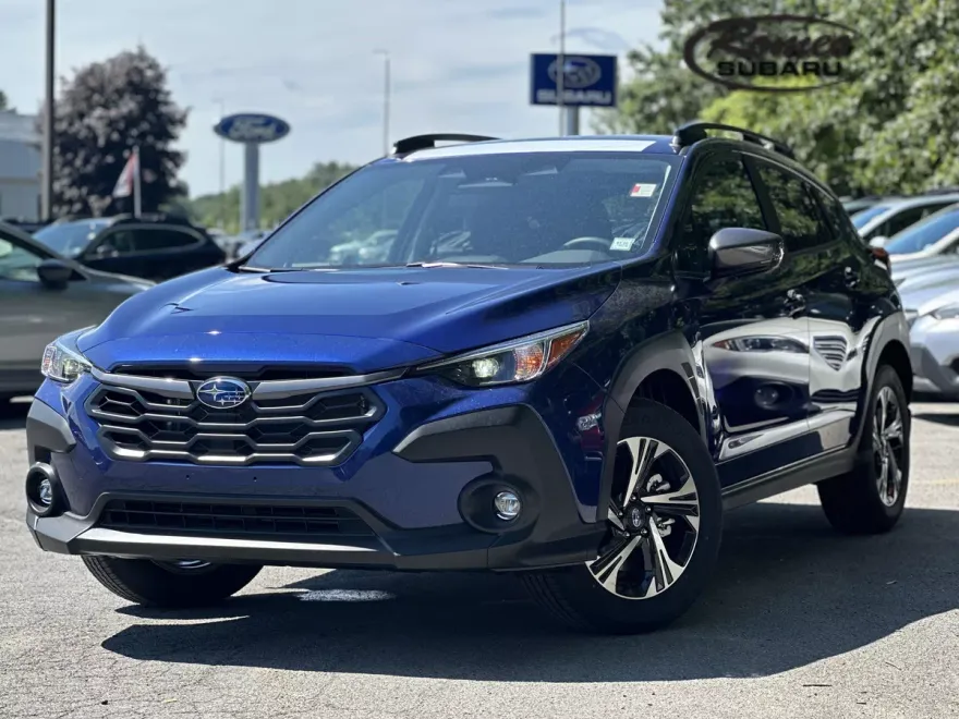 2025 Subaru Crosstrek Premium photo 1