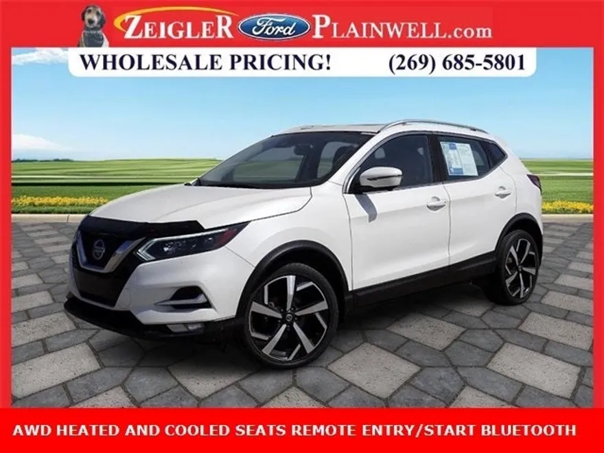 2020 Nissan Rogue Sport S photo 1