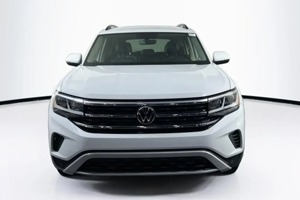 2022 Volkswagen Atlas SE Technology photo 1