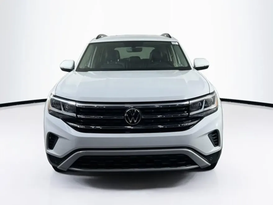 2022 Volkswagen Atlas SE Technology photo 1