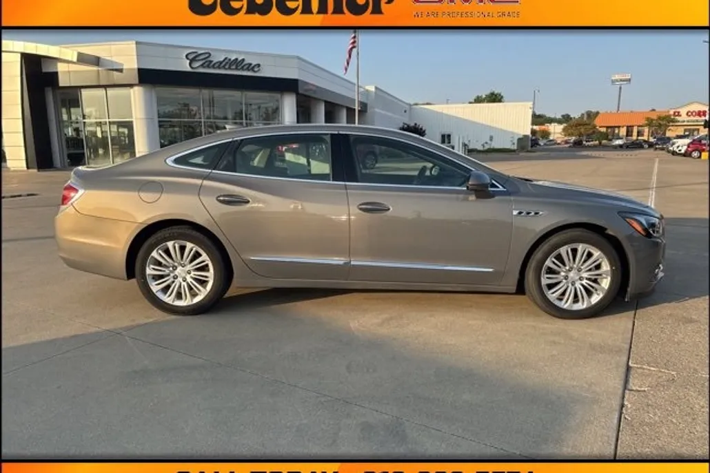 2019 Buick LaCrosse Essence photo 1