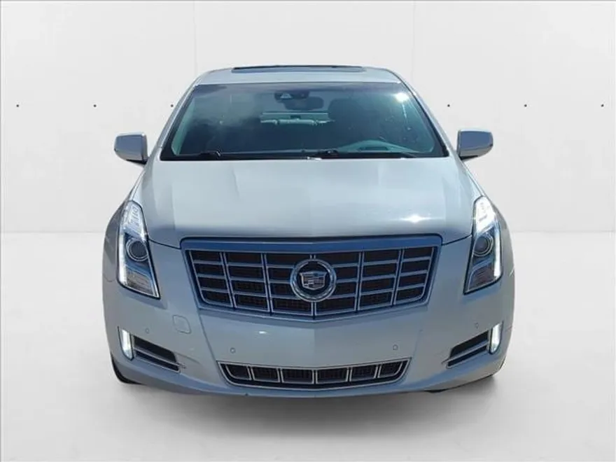 2013 Cadillac XTS Premium photo 1