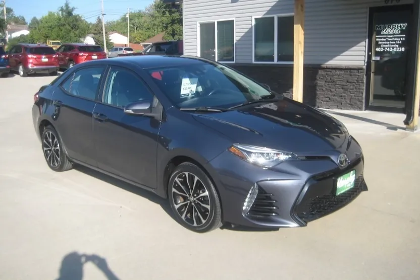 2018 Toyota Corolla XLE XSE photo 1