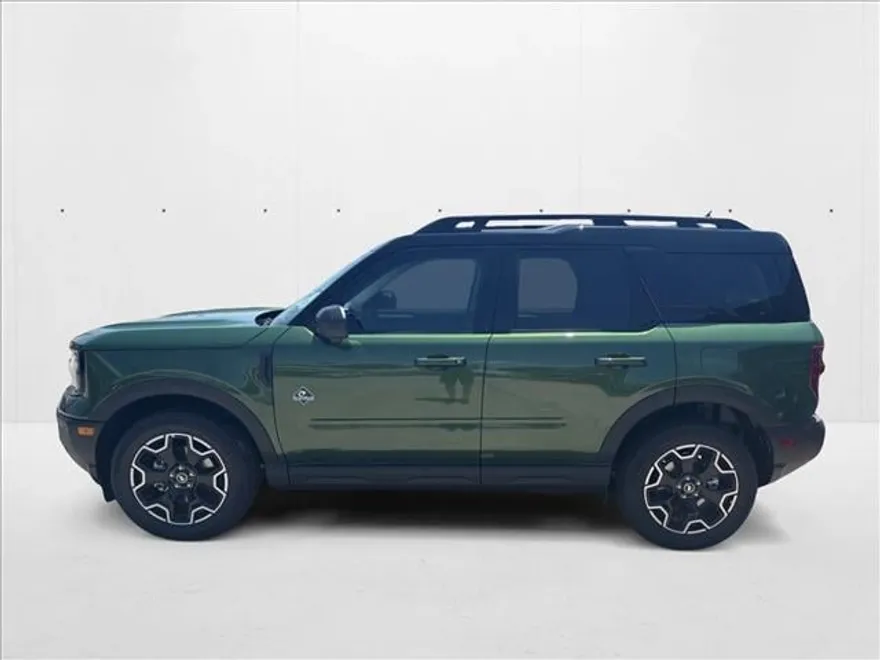 2025 Ford Bronco Sport Outer Banks photo 1