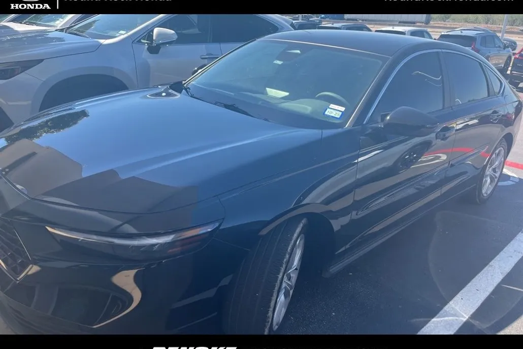 2024 Honda Accord LX photo 1