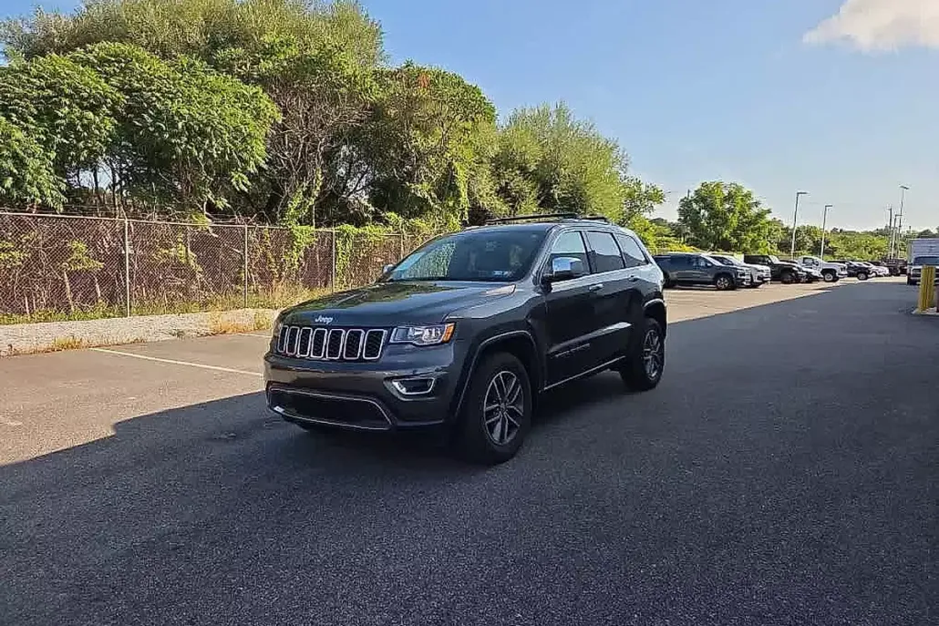 2018 Jeep Grand Cherokee Limited photo 1