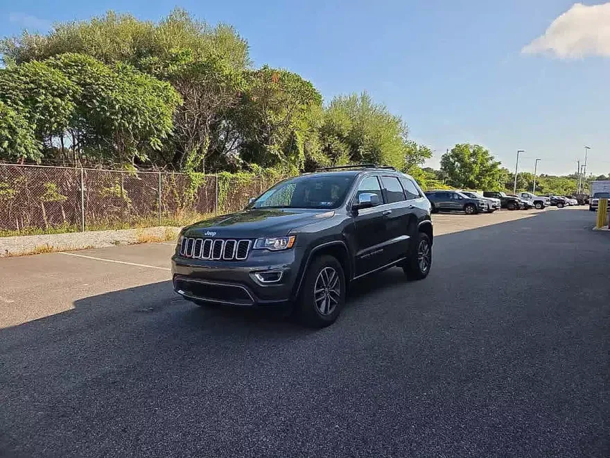 2018 Jeep Grand Cherokee Limited photo 1