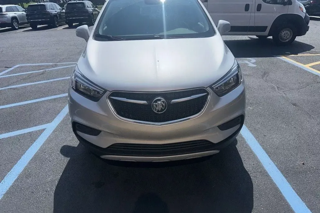 2021 Buick Encore Preferred photo 1