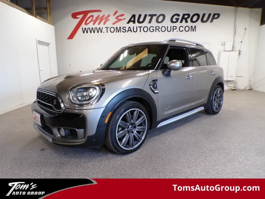 2017 Mini Countryman S ALL4 photo 1