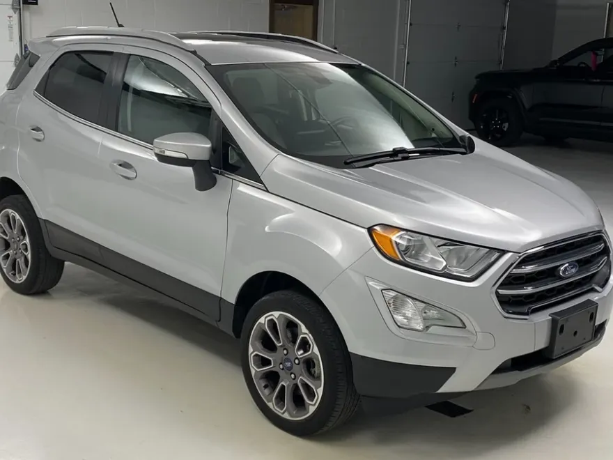 2021 Ford EcoSport Titanium photo 3