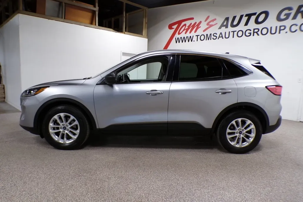 2022 Ford Escape SE photo 1